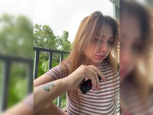 Naked -LeiaProseccina- wants you to fuck her body now -LeiaProseccina- from BongaCams