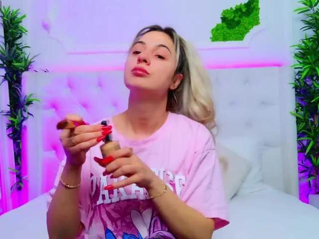 Cute AriannaSins from BongaCams AriannaSins from BongaCams