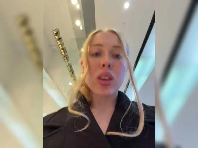 Join amazing performer Likachkaa Likachkaa from BongaCams