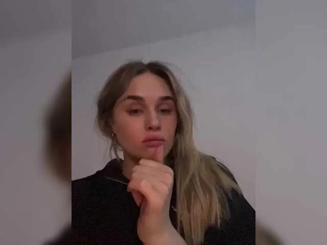 Naked ShvartsAM wants you to fuck their body now ShvartsAM from BongaCams