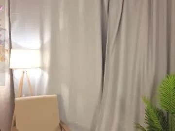 Checkout Anitawindmeyer, she wants to masturbate for you anitawindmeyer from Chaturbate