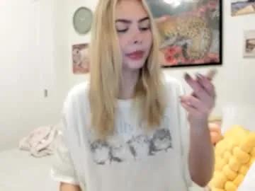 ariah_is_blonde from Chaturbate
