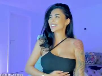 Admire cute stripper Indiansweety indiansweety from Chaturbate