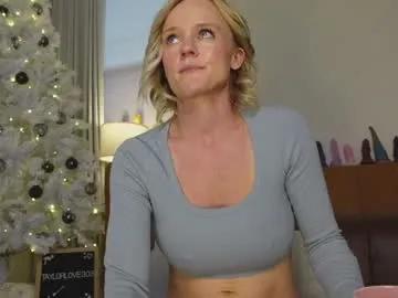 Naked Taylor_love_303 wants you to fuck her body now taylor_love_303 from Chaturbate